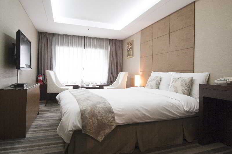 Hotel Together Yeouido 3*